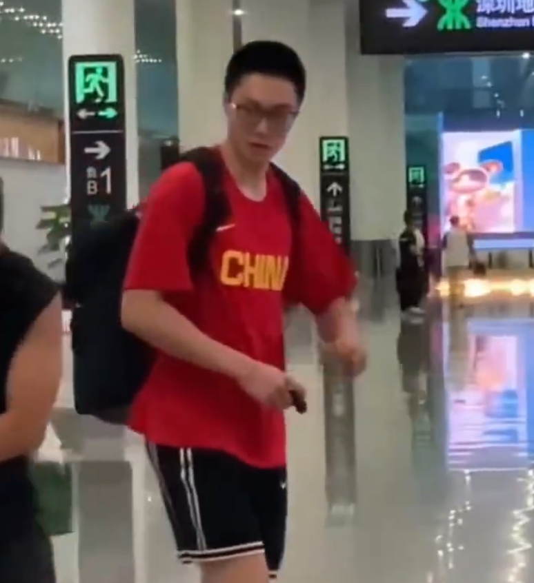 男篮终于再, 很多国手都