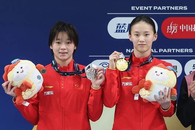 队治疗, 跳水世界杯, 夺金对陈芋