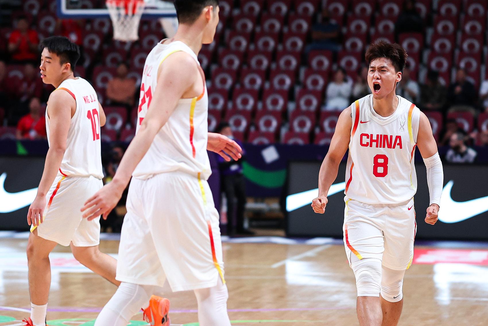 一起去努力, 场上的情绪, 努力克制自